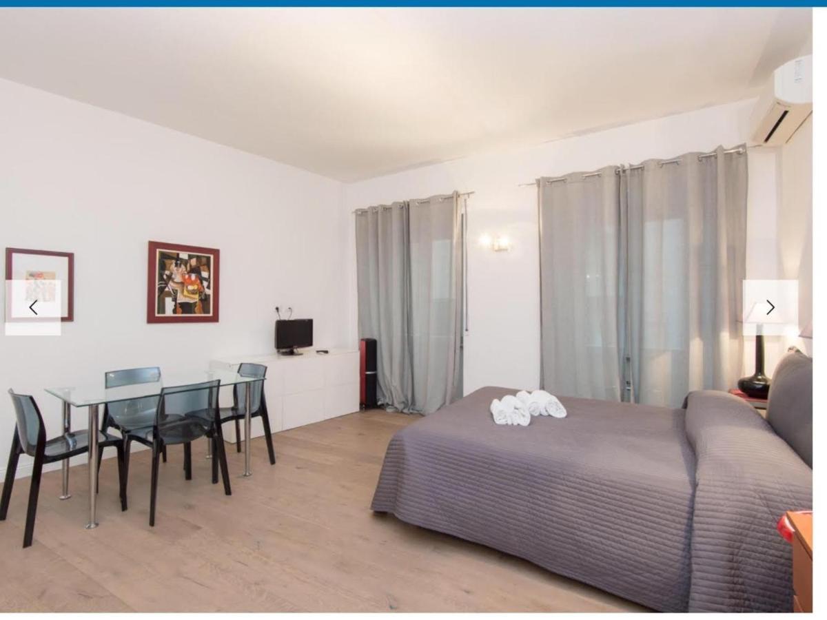 Natale Del Grande Flat Apartment Rom